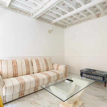 Domus Nannini Spa - L' Arco Di Matteotti Сиена Экстерьер фото