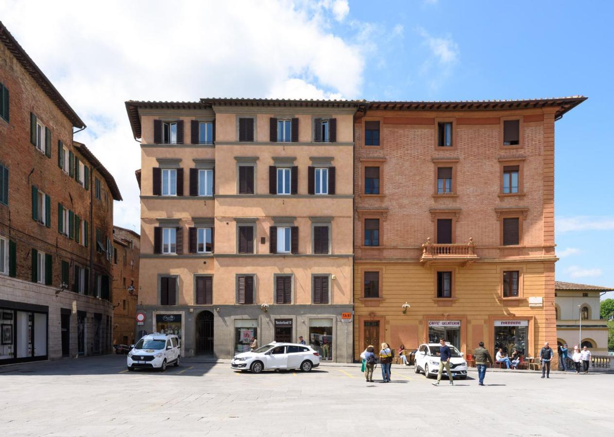 Domus Nannini Spa - L' Arco Di Matteotti Сиена Экстерьер фото