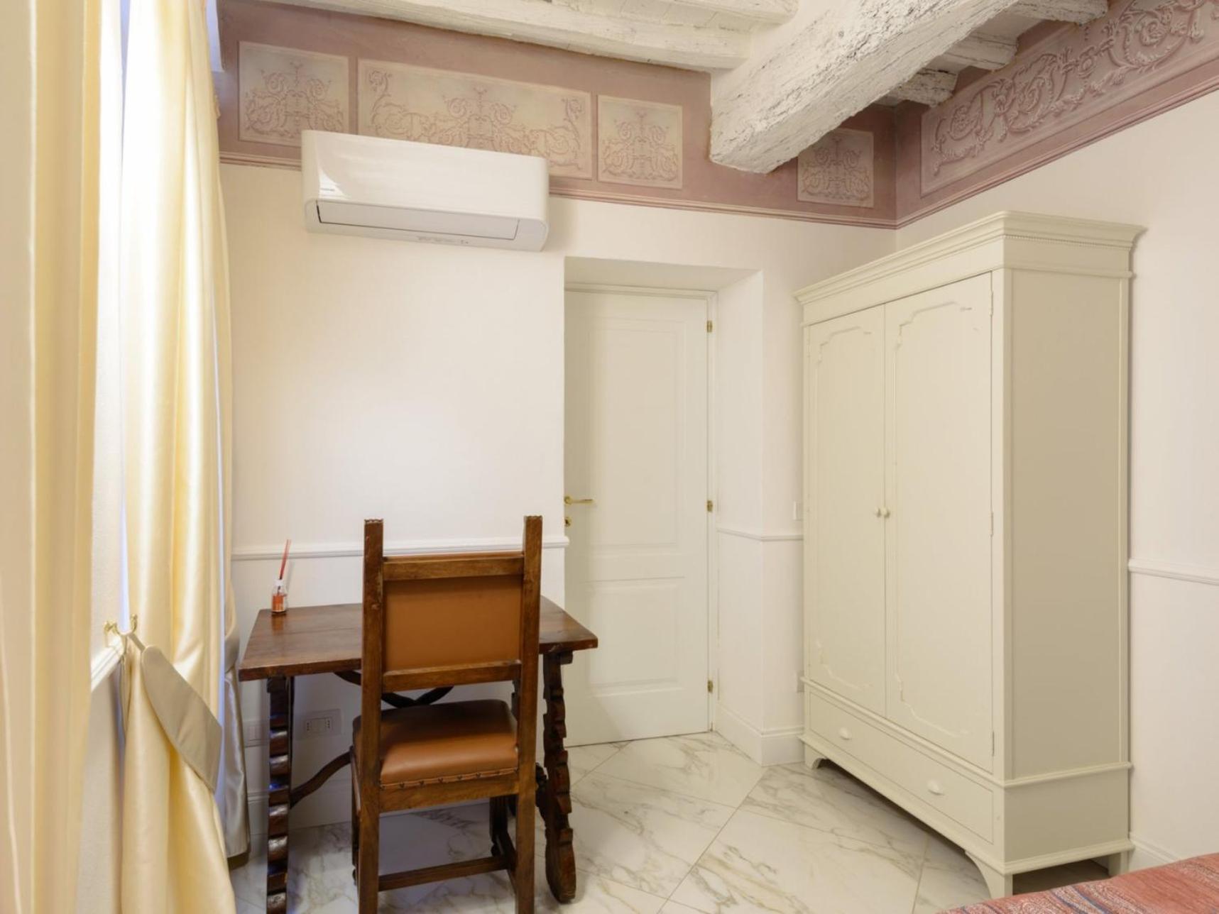 Domus Nannini Spa - L' Arco Di Matteotti Сиена Экстерьер фото