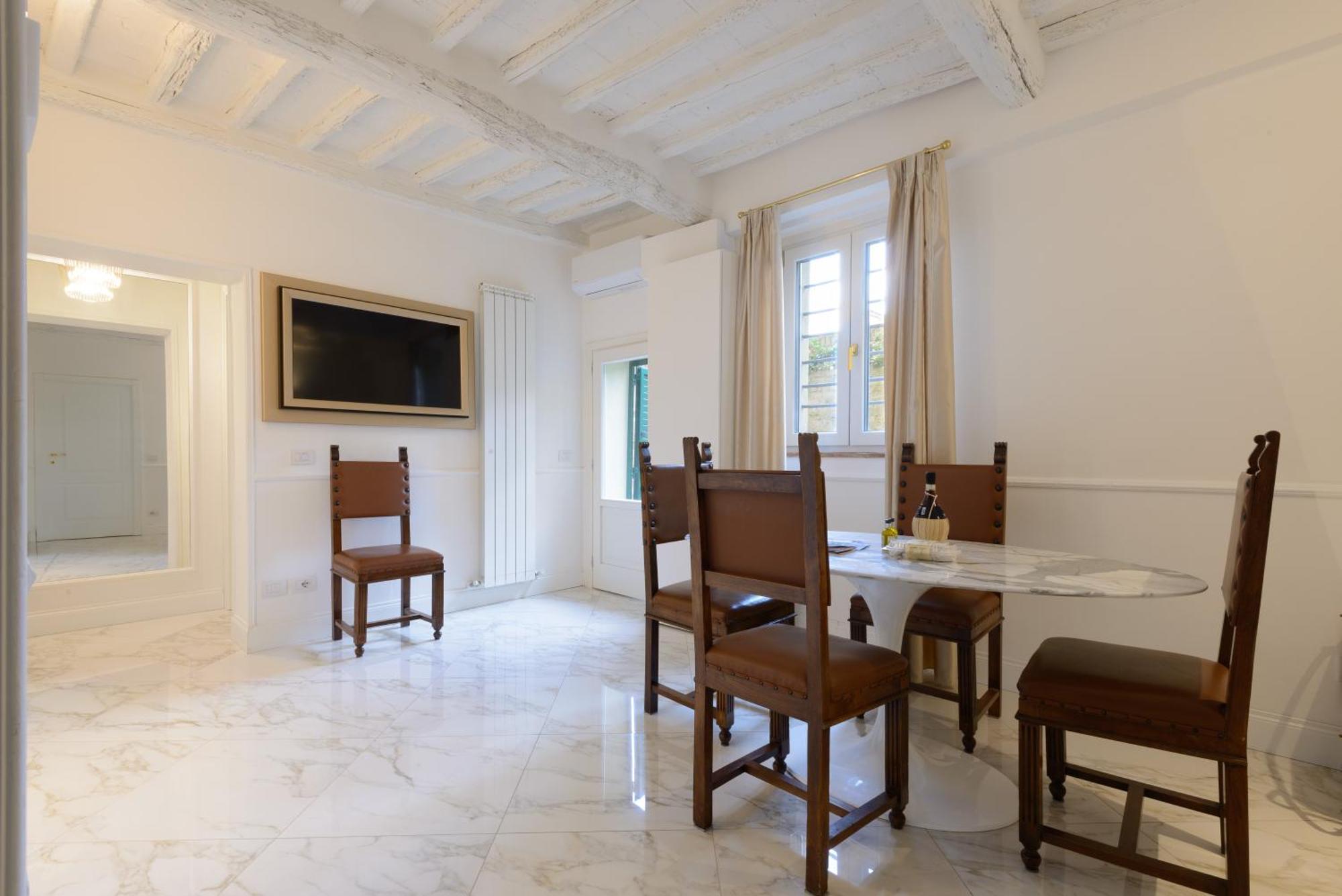 Domus Nannini Spa - L' Arco Di Matteotti Сиена Экстерьер фото